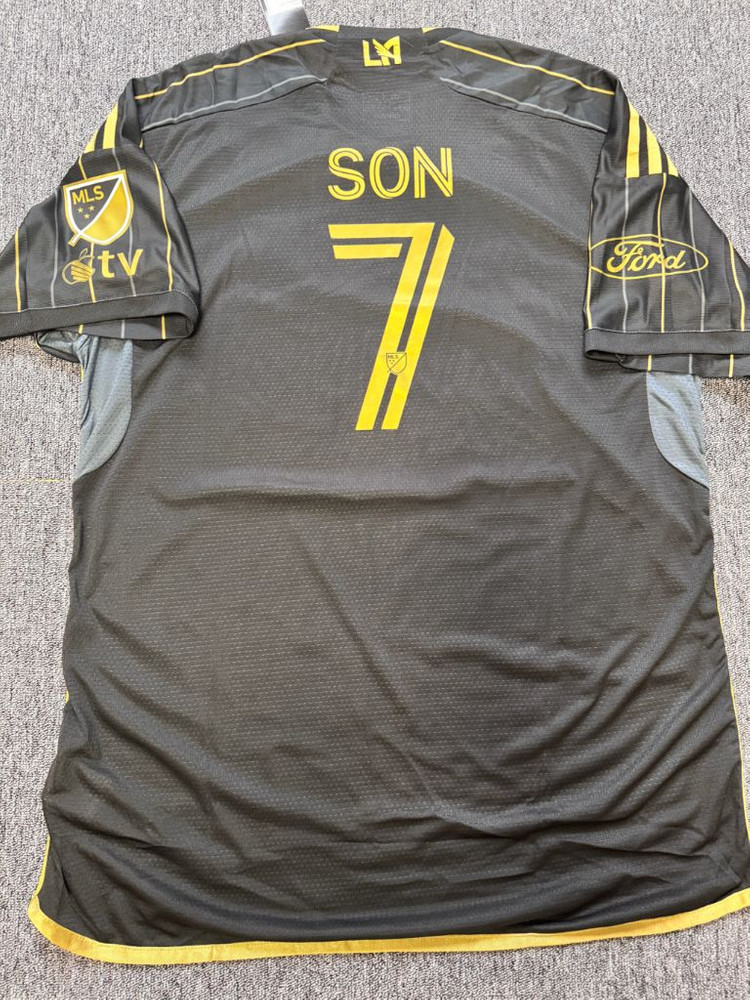 25-26 리버풀 축구 유니폼 비르츠 벨링엄 손흥민 이강인 음바페 호날두 첼시 아스날 리버풀 레알 맨유 맨시티 이미지