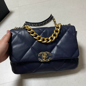 (AS1161) 샤넬 19백 램스킨 라지 네이비 30번대 토트 겸 크로스