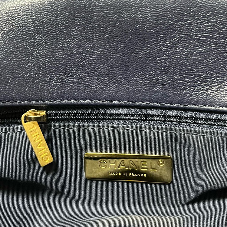 (AS1161) 샤넬 19백 램스킨 라지 네이비 30번대 토트 겸 크로스--8