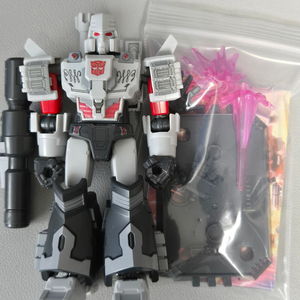 트랜스포머 블로키 갤럭시6 메가트론, 디펜더4 웨이터 그림록, auldey aae 1탄 스타스크림