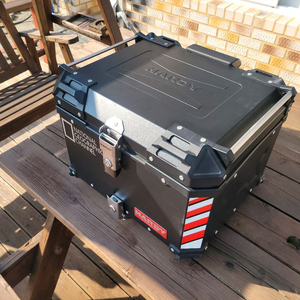 포르자 750 하디알탑55L등받이 + 짐대 팝니다