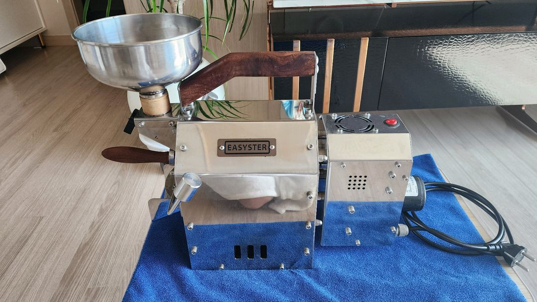 이지스터 300 커피 로스팅기 이미지