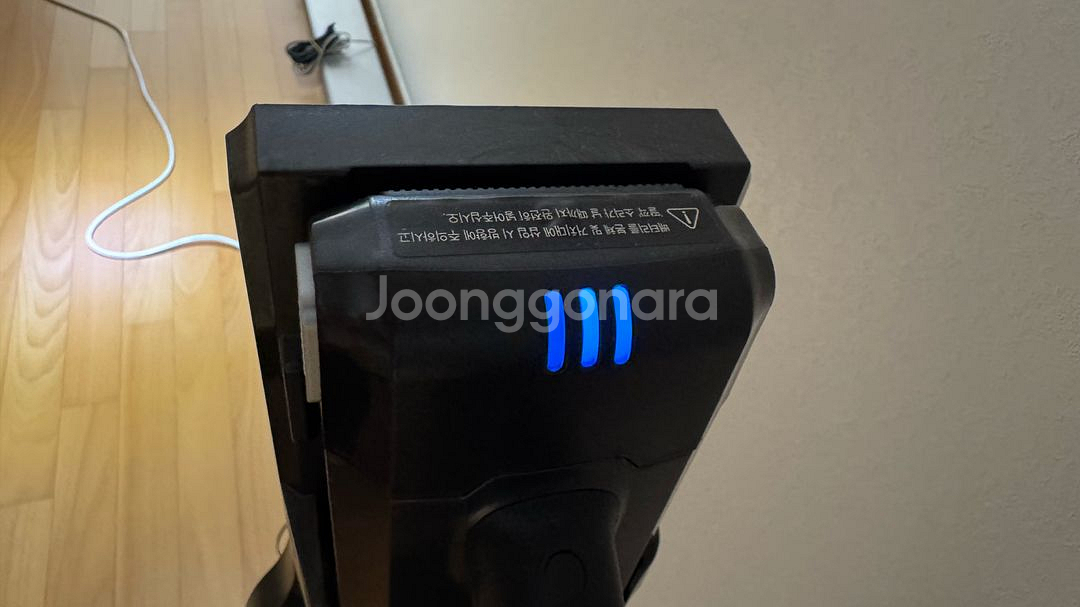 쿠쿠 CUCKOO 무선 파워청소기 버큠 무선청소 로봇--2