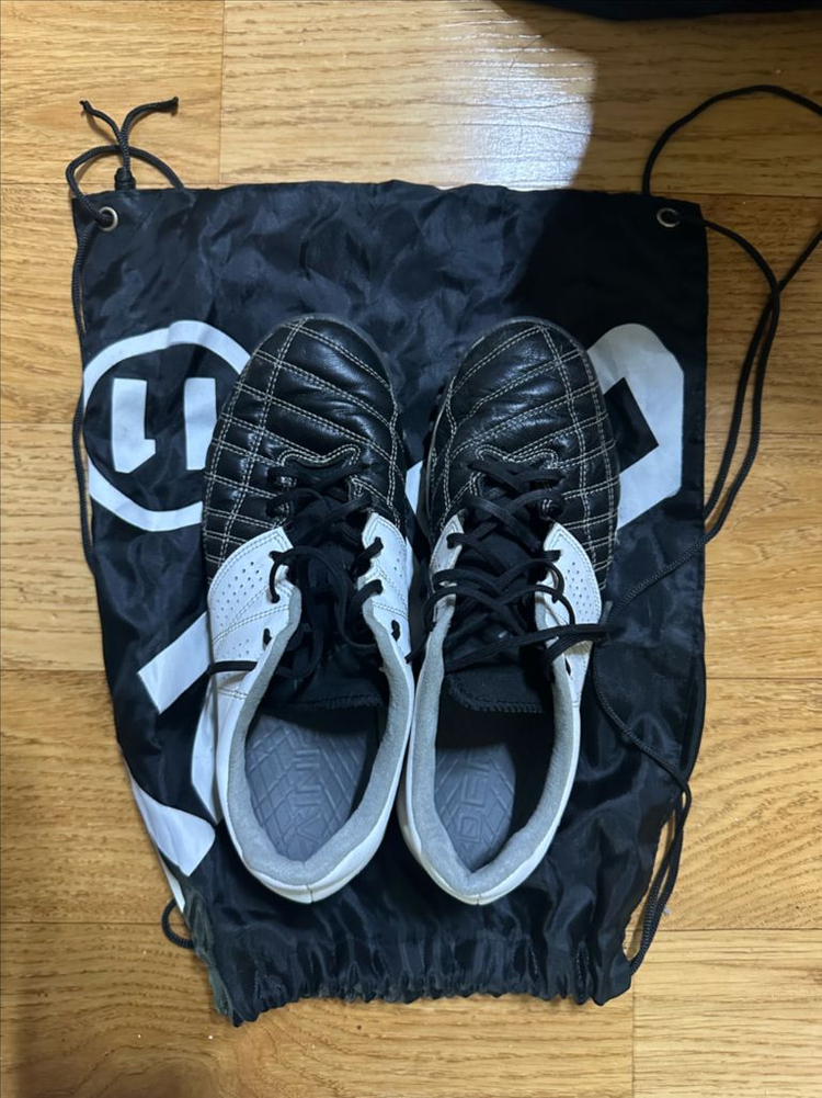 데피니브 TF/AG Hybrid 풋살화 260mm 이미지