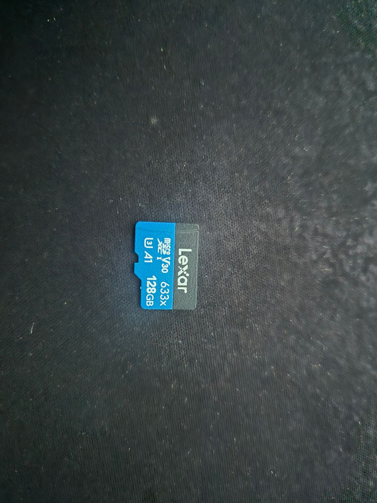 판매/ Tapo C200 + Lexar 128GB 메모리--1