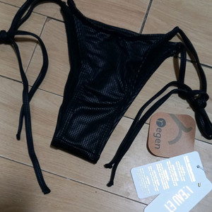 새제품) 무신사 로에 스트랩 비키니 M(55)