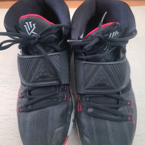 나이키 카이리 6 농구화 270 미리 미드 운동화