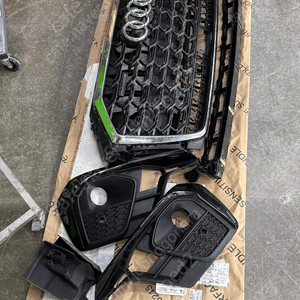 아우디 신형 A8 그릴, 후방 립 그외 다수 이미지