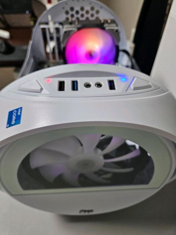 14600k ,16gb램, ssd 1tb pc 본체 팝니다--2