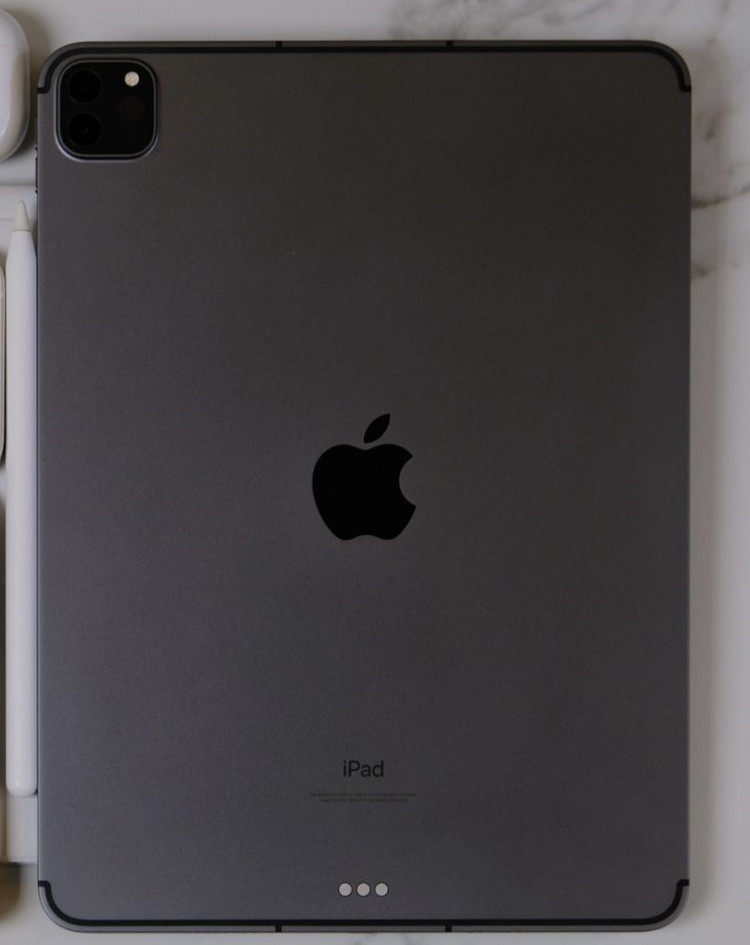 아이패드프로 11 M1 3세대 256GB 셀룰러/매직키보드/ 애플펜슬--2