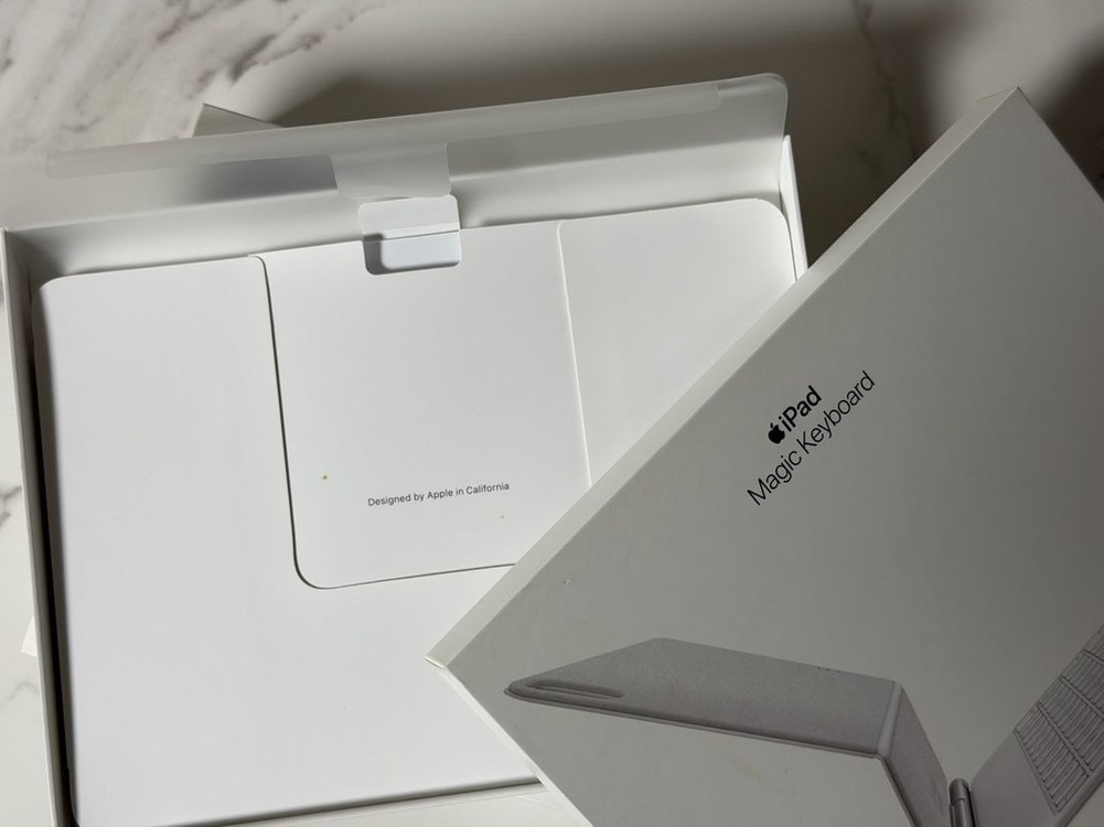 아이패드프로 11 M1 3세대 256GB 셀룰러/매직키보드/ 애플펜슬--9