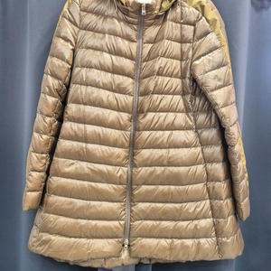 (정품)에르노 여성 경량 다운 자켓 PI001874D-12017-2155 모델입니다.