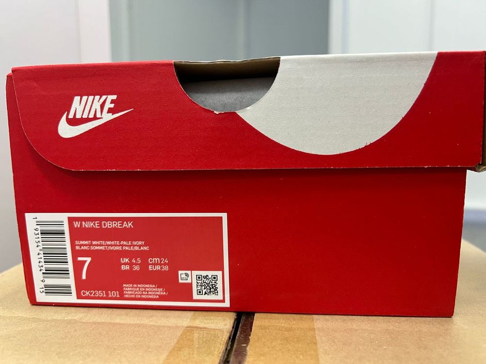 나이키 데이브레이크 써밋화이트 240mm 새상품--7