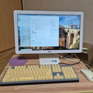 올인원 데스크톱 PC