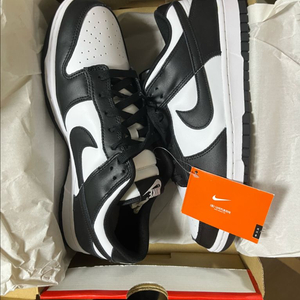 범고래 나이키 덩크 로우 레트로 블랙 280