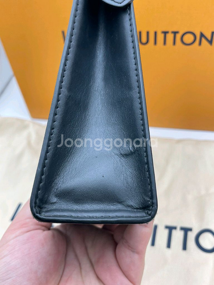 [ 정품 / 풀구성 ] 루이비통 이클립스 포쉐트 보야주 클러치백 블랙--5