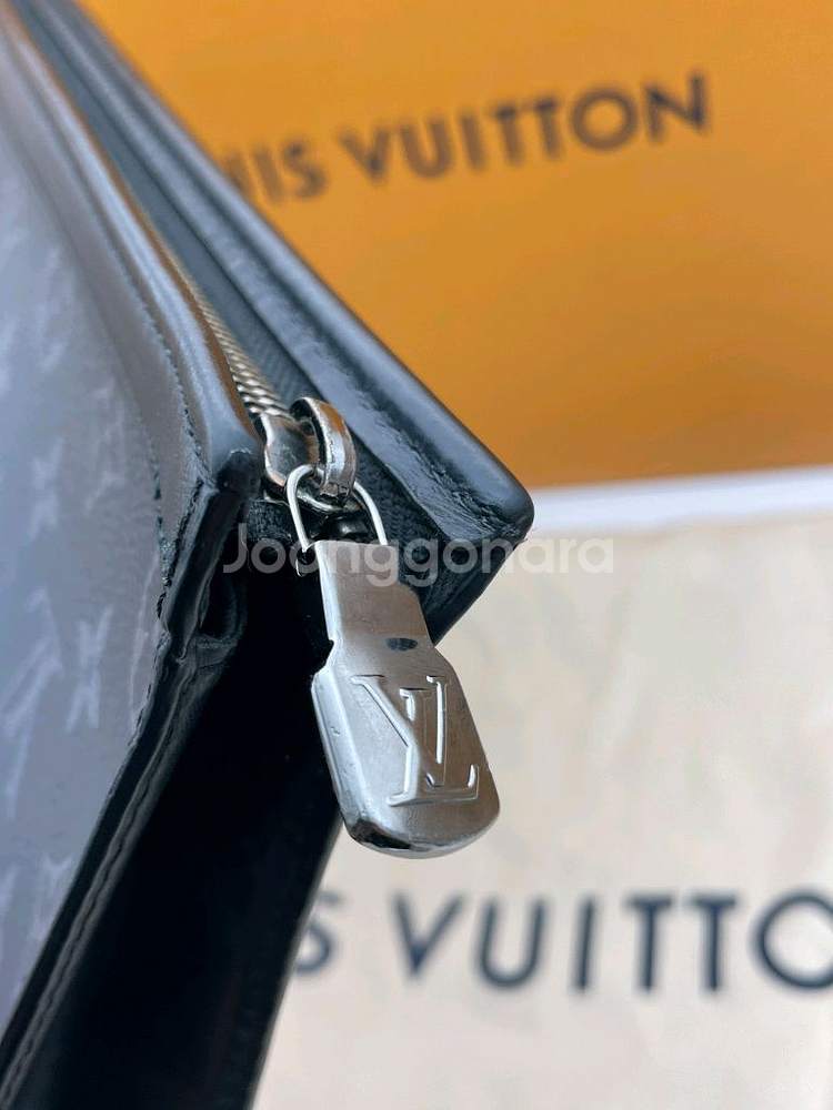 [ 정품 / 풀구성 ] 루이비통 이클립스 포쉐트 보야주 클러치백 블랙--6