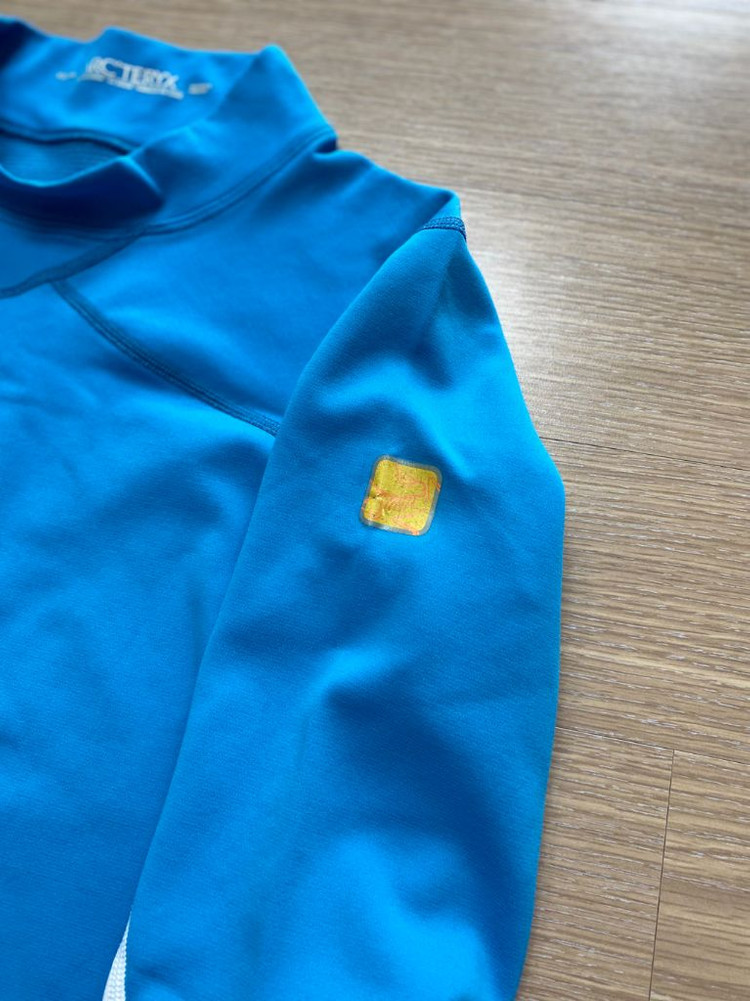 아크테릭스 하프 넥 긴팔티 여성용--3