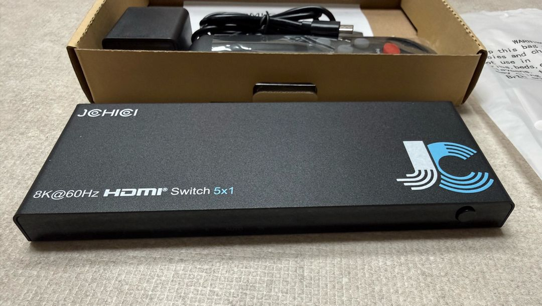 HDMI 선택기(8K 5 port) 판매합니다.--3