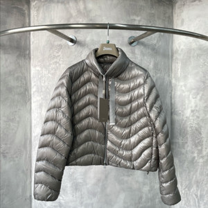 에르노 울트라라이트 패딩 (새상품)