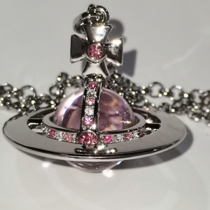 비비안웨스트우드 orb 쁘띠 목걸이 이미지