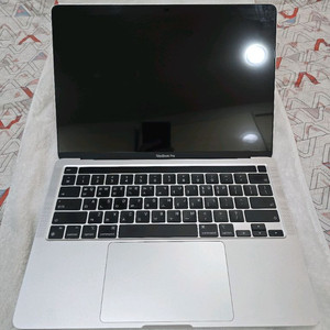 맥북프로 m1 8G 256G