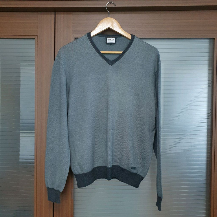 아르마니 꼴레지오니 그레이색상 울실크혼방 니트--1