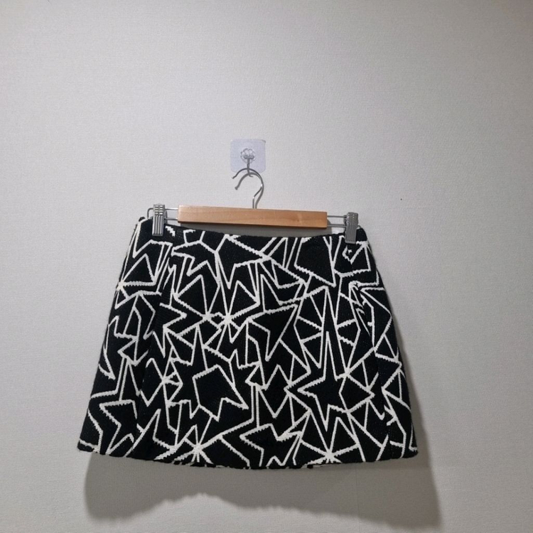 NELL BARRETT 닐바렛 패턴 미니스커트 40 / 고가라인--1