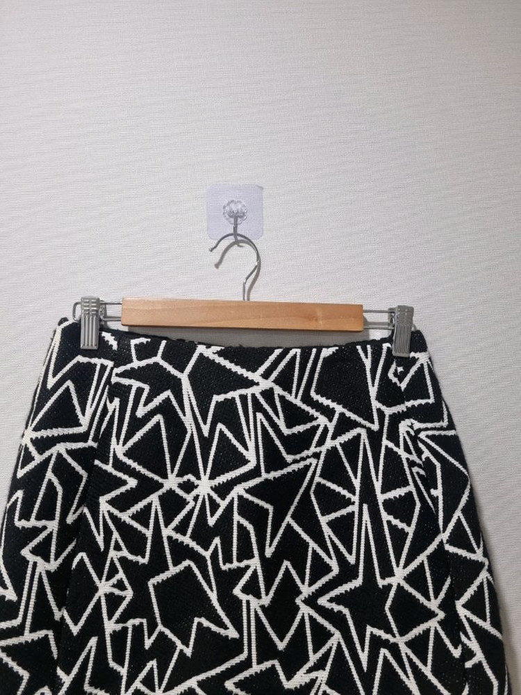 NELL BARRETT 닐바렛 패턴 미니스커트 40 / 고가라인--2