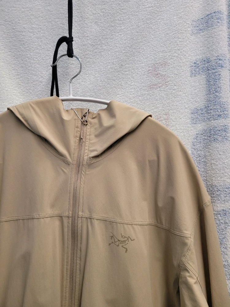 아크테릭스 후드 바람막이 남성L 새 상품급 이미지