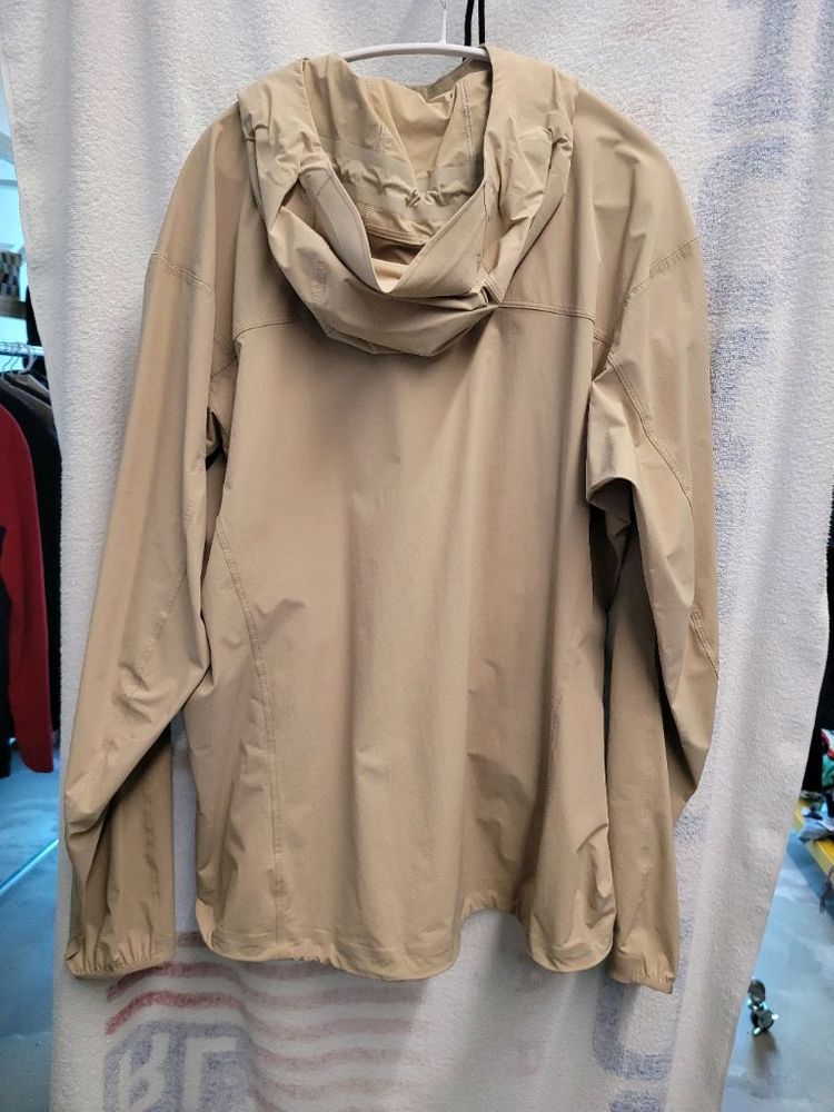 아크테릭스 후드 바람막이 남성L 새 상품급 이미지