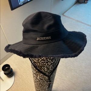 자크뮈스 르버킷햇 모자 팔아요 미착용 새상품입니다