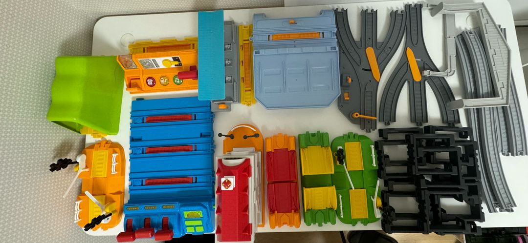 띠띠포 기차놀이 풀세트 전동 기차 총 9개 + 스티커 이미지