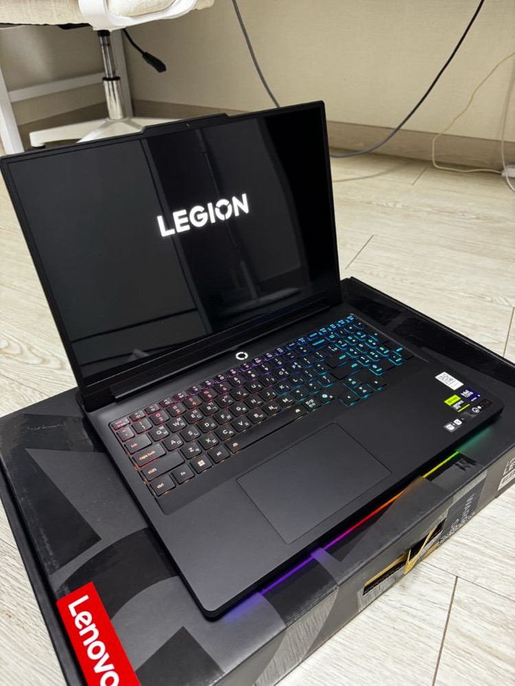 레노버 리전 프로 7 16IAX9 i9 RTX5080 이미지