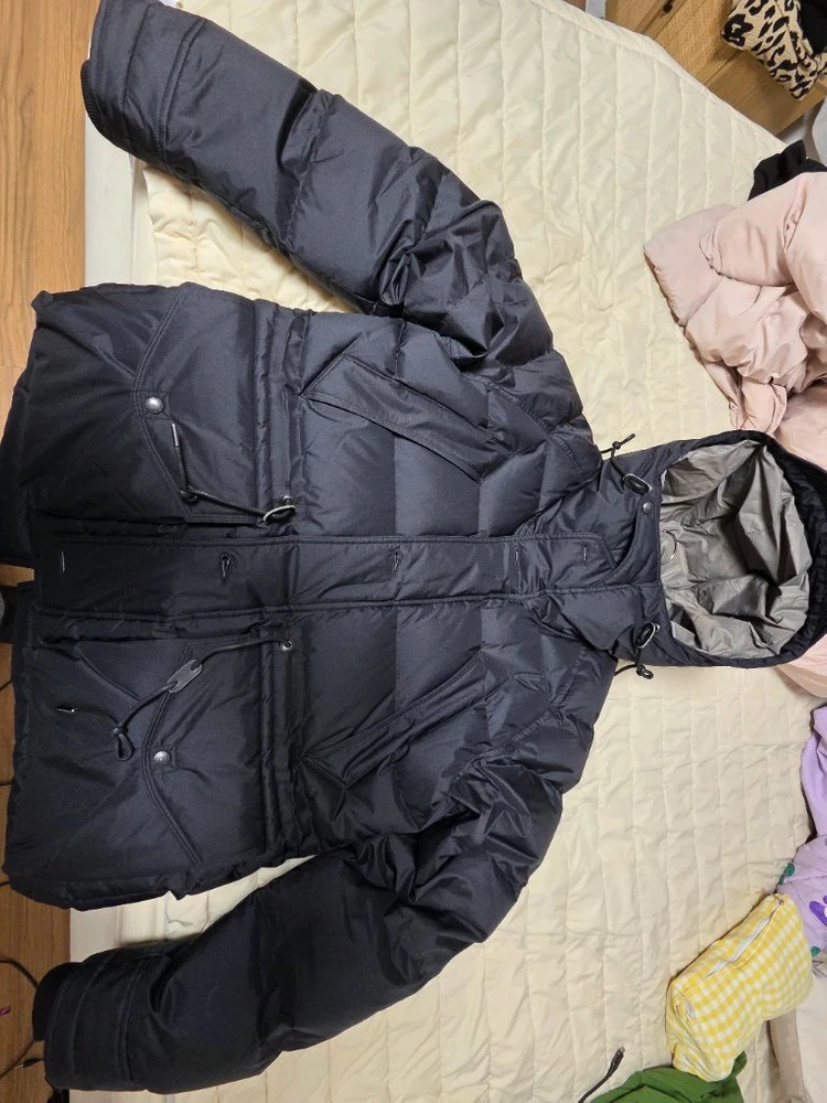 이스트로그25fw 유틸리티쉴드파카 라지 이미지