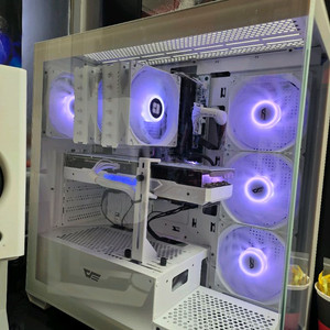 PC AMD 9600X 지포스 RTX 4070 SUPE