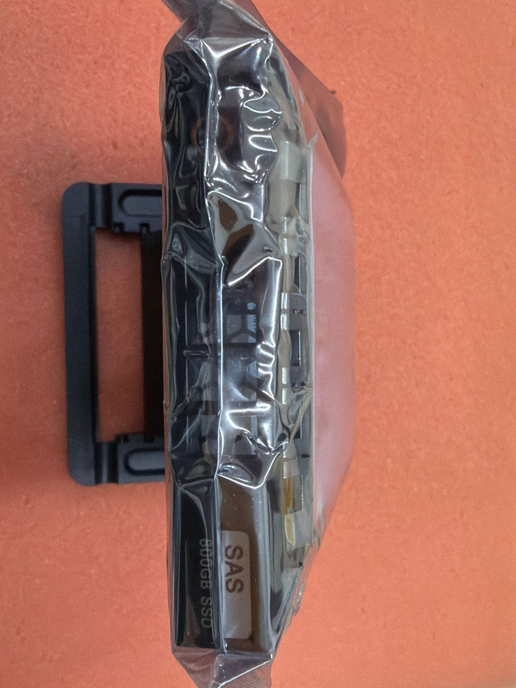 Dell 서버용 SAS SSD HGST 12G 800GB eMLC HUSMM1680ASS204 Gen13 기업용 이미지