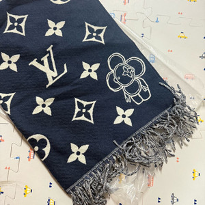 루이비통 목도리