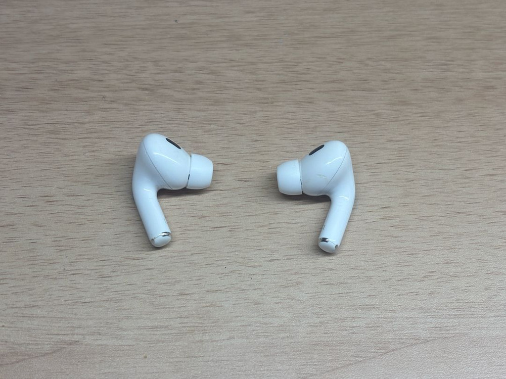 애플 에어팟 프로 2세대 8핀--2