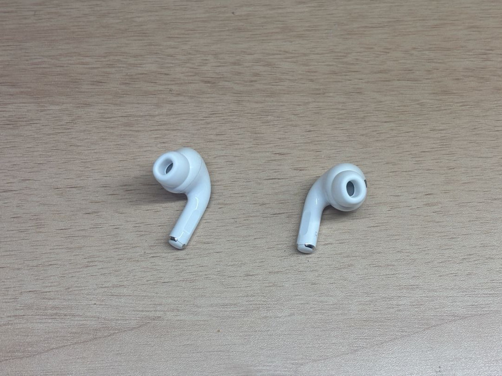 애플 에어팟 프로 2세대 8핀--3