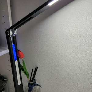 필립스 책상 스탠드 LED 조명 팝니다