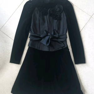 라인 여성 벨벳 블랙 원피스 55사이즈 이미지