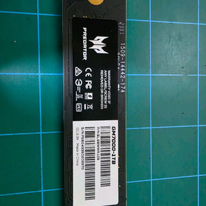 프레데터 gm7000 SSD 1TB
