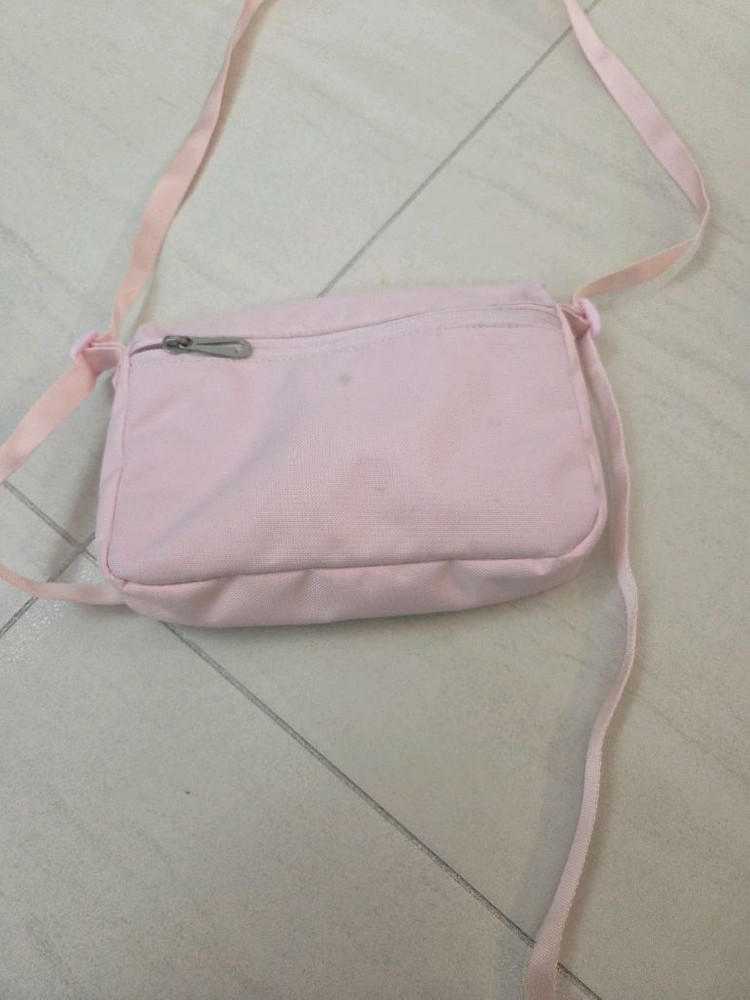 나이키 크로스바디백 이미지