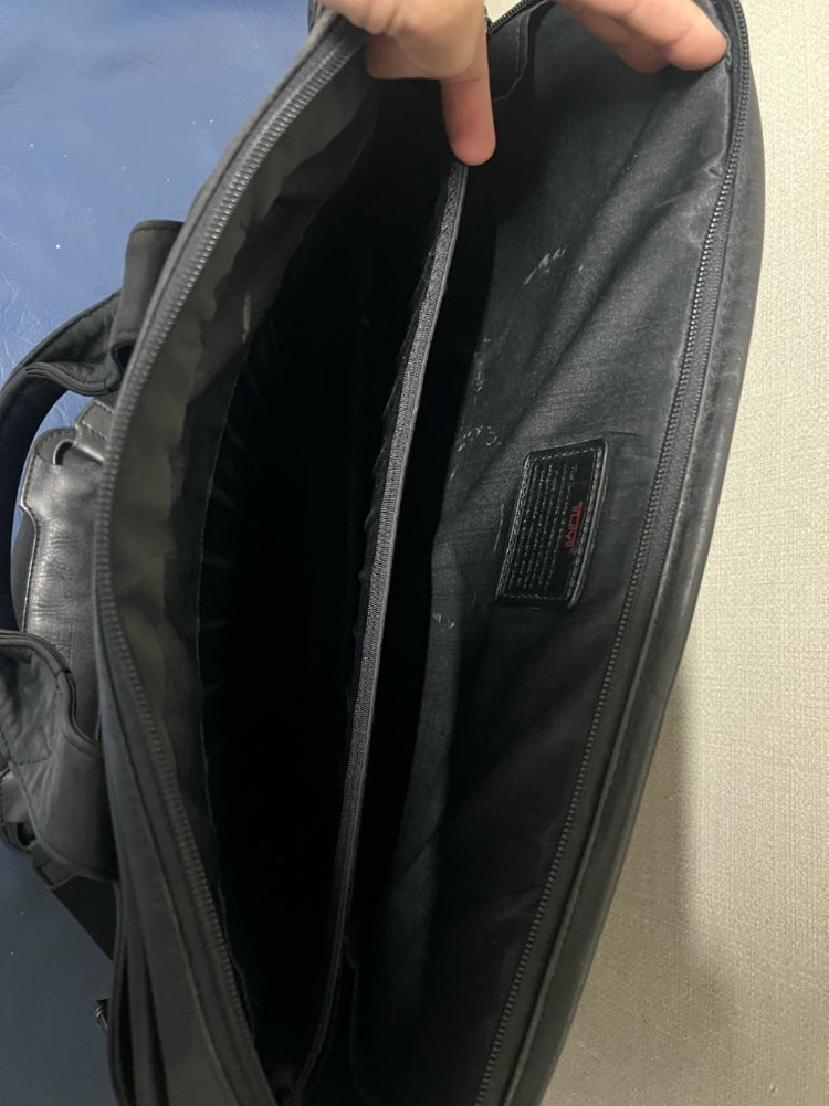 정품 투미 TUMI 가죽 브리프 케이스 가방 판매 이미지