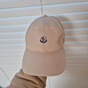 몽클레어 연핑크 키즈 캡(m사이즈)