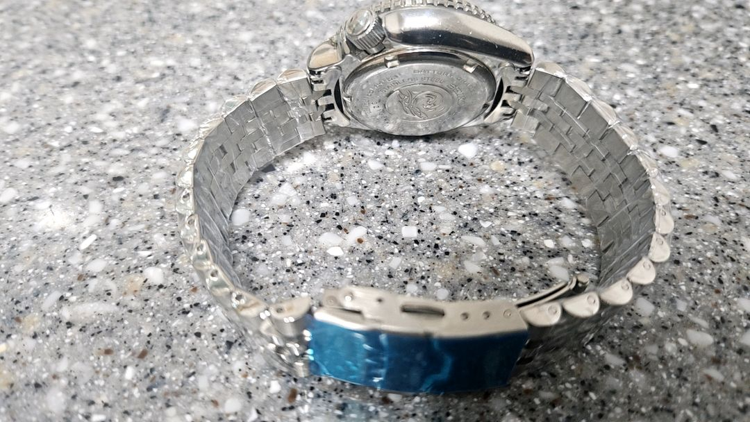 세이코슈퍼쿼츠7C43-6010--1