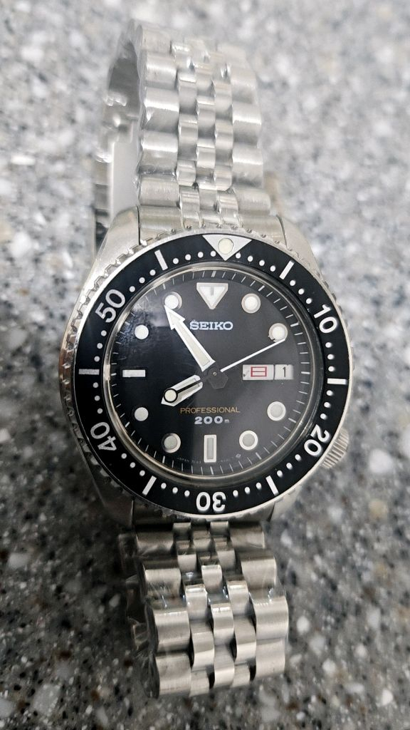 세이코슈퍼쿼츠7C43-6010--3