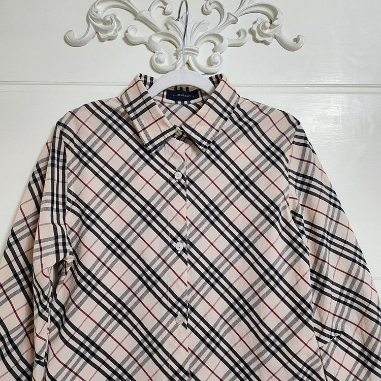 새상품급 (130호) 8y 버버리 키즈 블라우스 / 아동 칠드런 주니어 여아 몽클레어 구찌 펜디 디올 셀린느--2