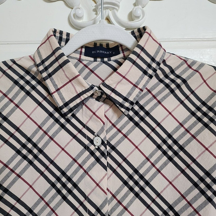 새상품급 (130호) 8y 버버리 키즈 블라우스 / 아동 칠드런 주니어 여아 몽클레어 구찌 펜디 디올 셀린느--3